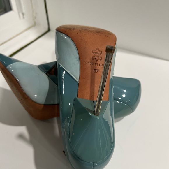 Kurt Geiger London Bond Blue Leather Courts Heels  37 - Picture 12 of 16